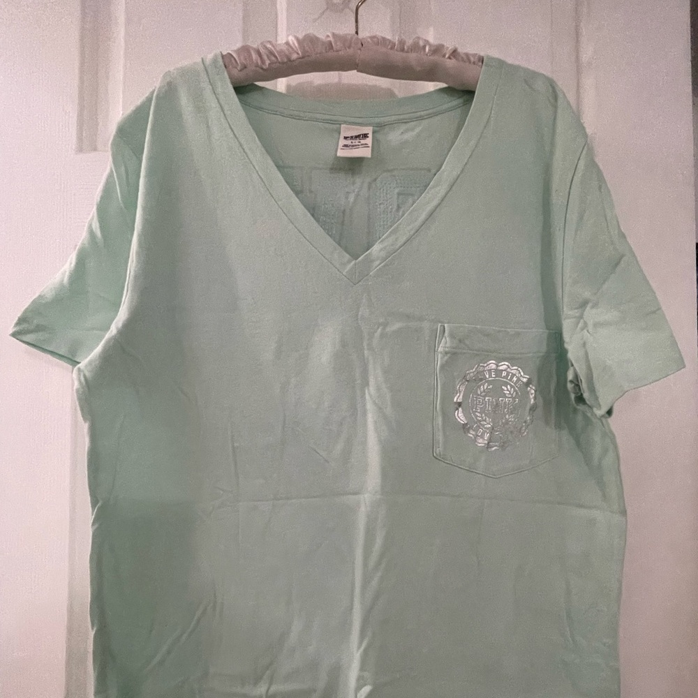 Victoria Secret - Pink T-Shirt